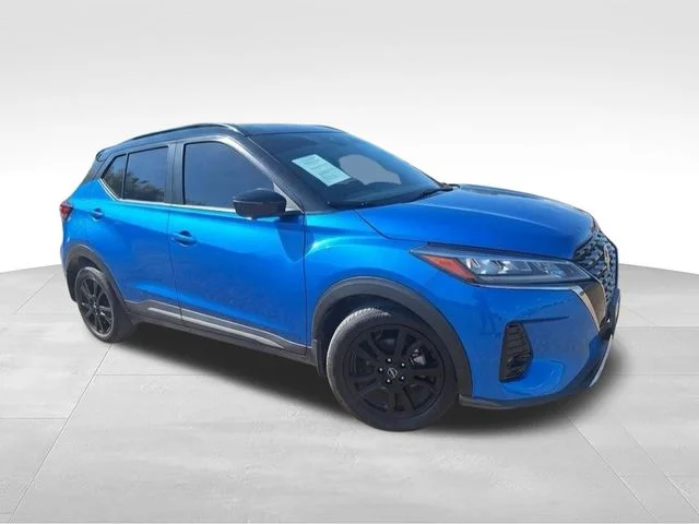 Certified Used 2024 Blue Nissan SR image 2