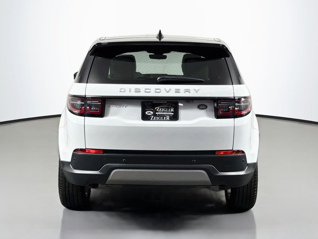 Used 2023 White Land Rover SE image 6