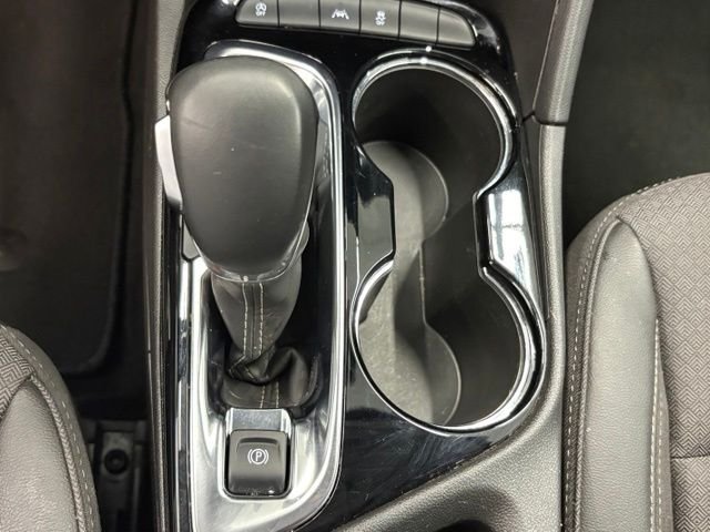 Used 2025 Black Buick Preferred image 32