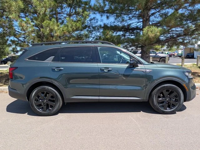 Used 2023 Green Kia X-Line S image 2