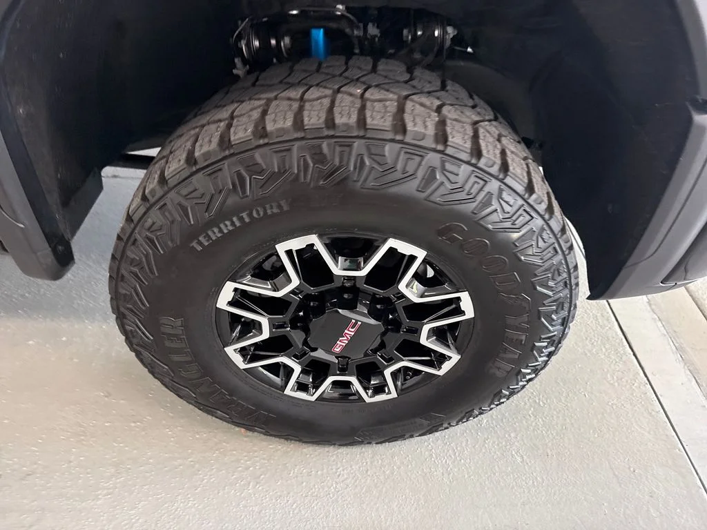 Used 2025 Black GMC AT4X image 5