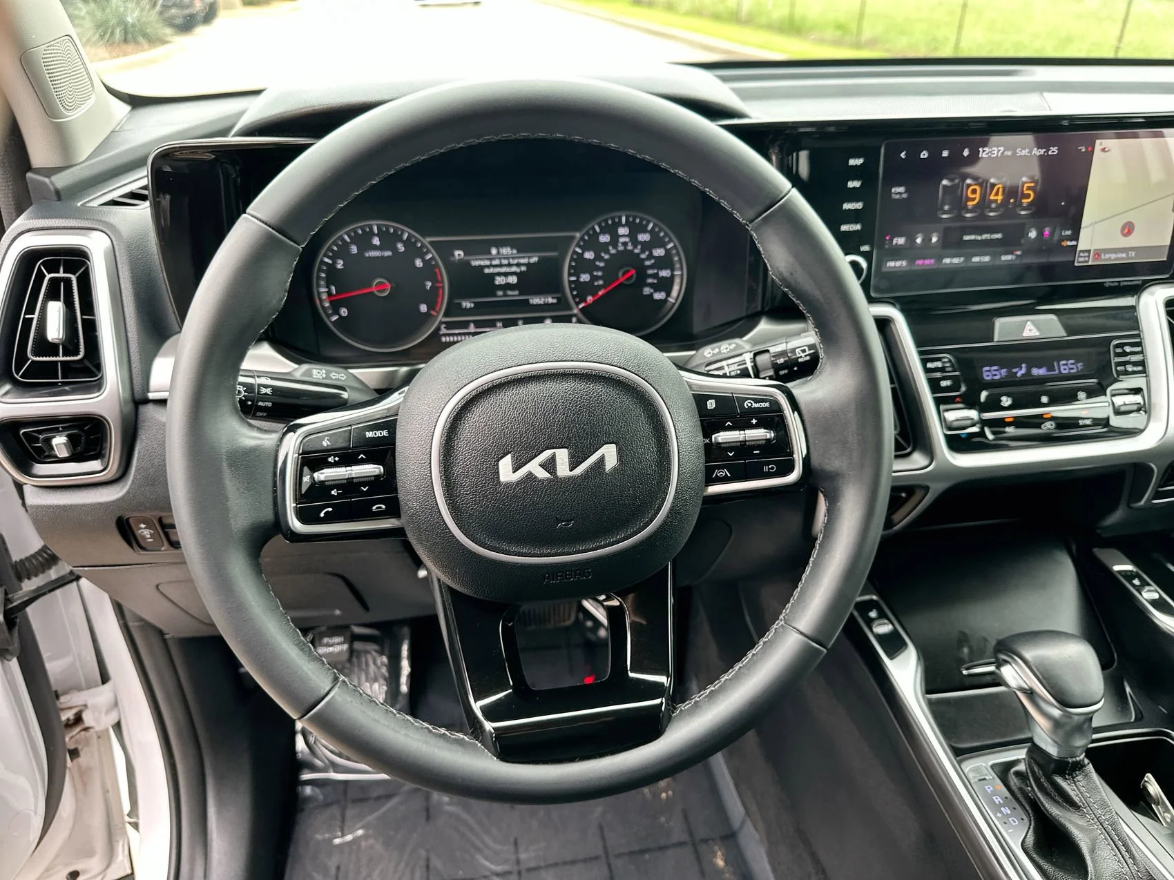 2022 Kia Sorento S - Photo 14