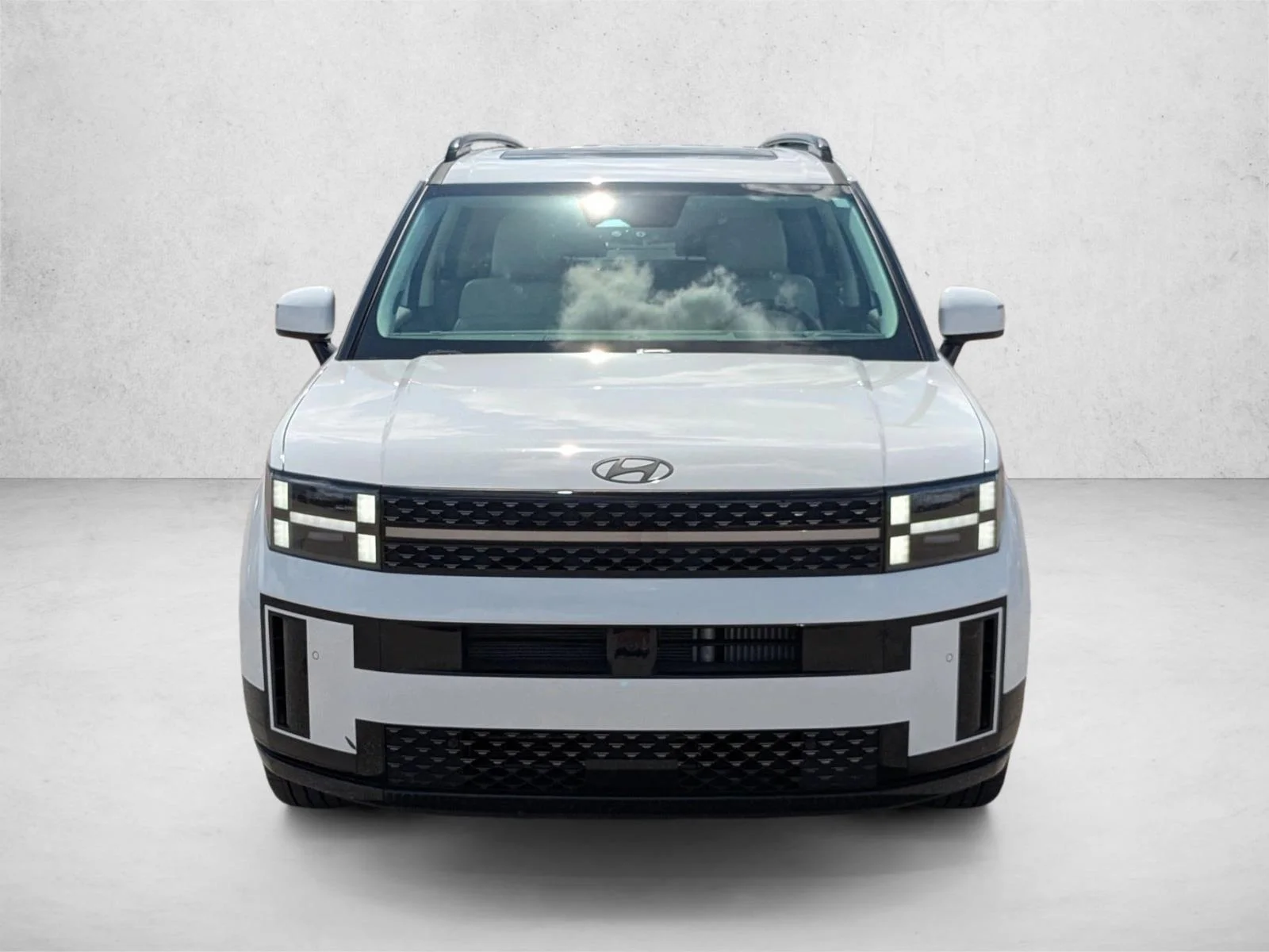 Used 2025 Serenity White Hyundai Calligraphy image 2