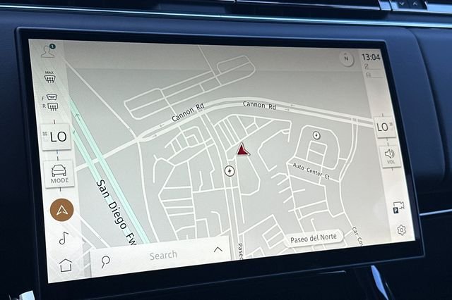 New 2026 Black Land Rover Dynamic SE image 17
