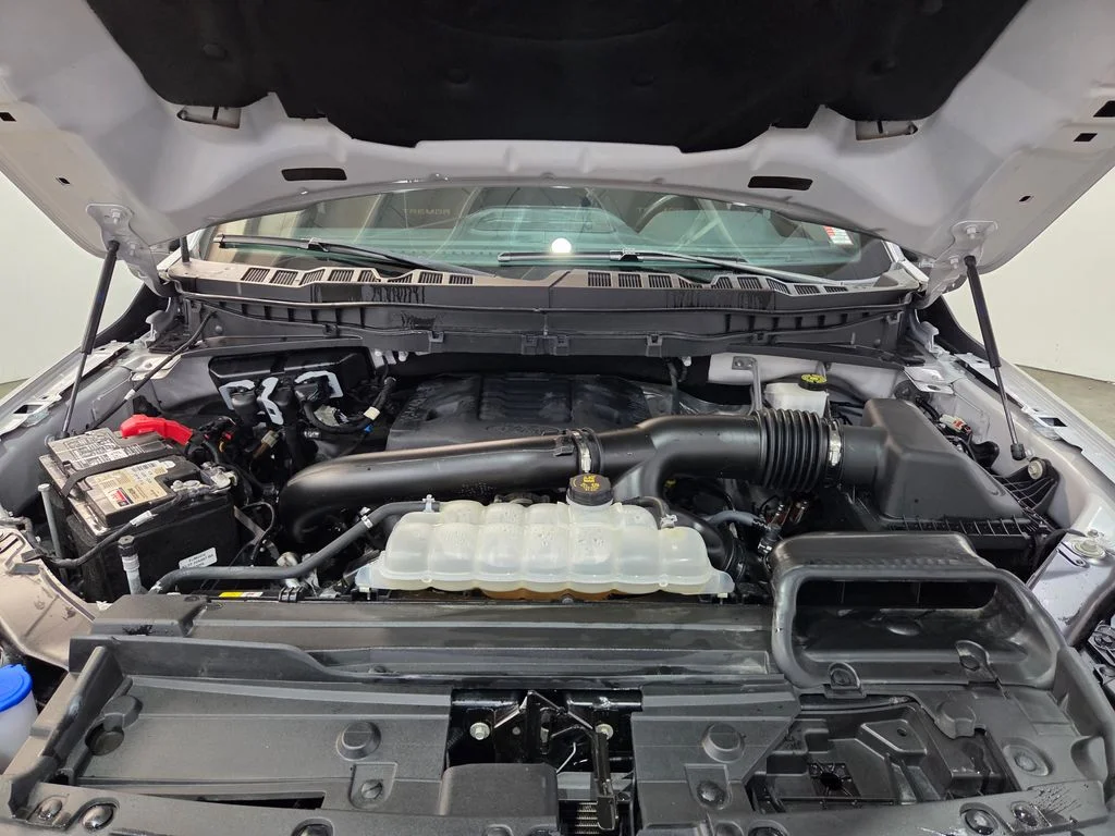 Used 2023 Silver Ford Tremor image 6