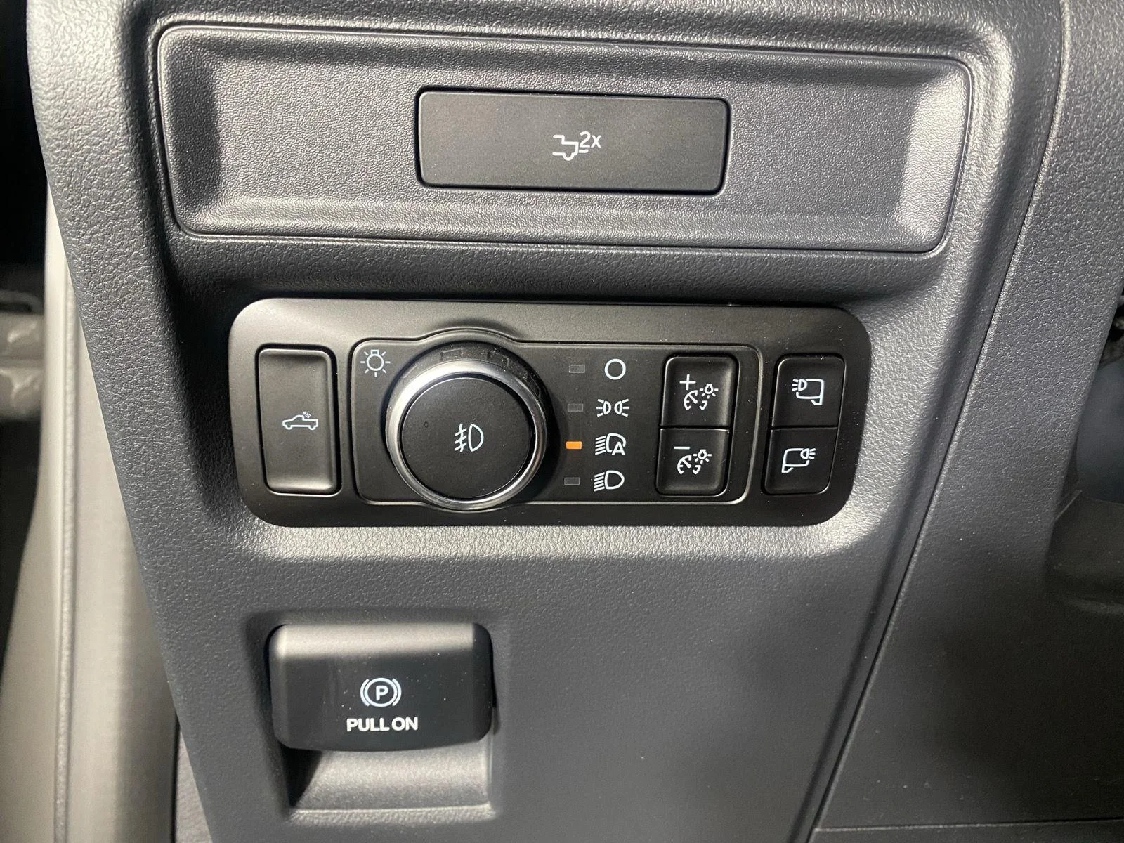 New 2026 Avalanche Ford XLT image 20