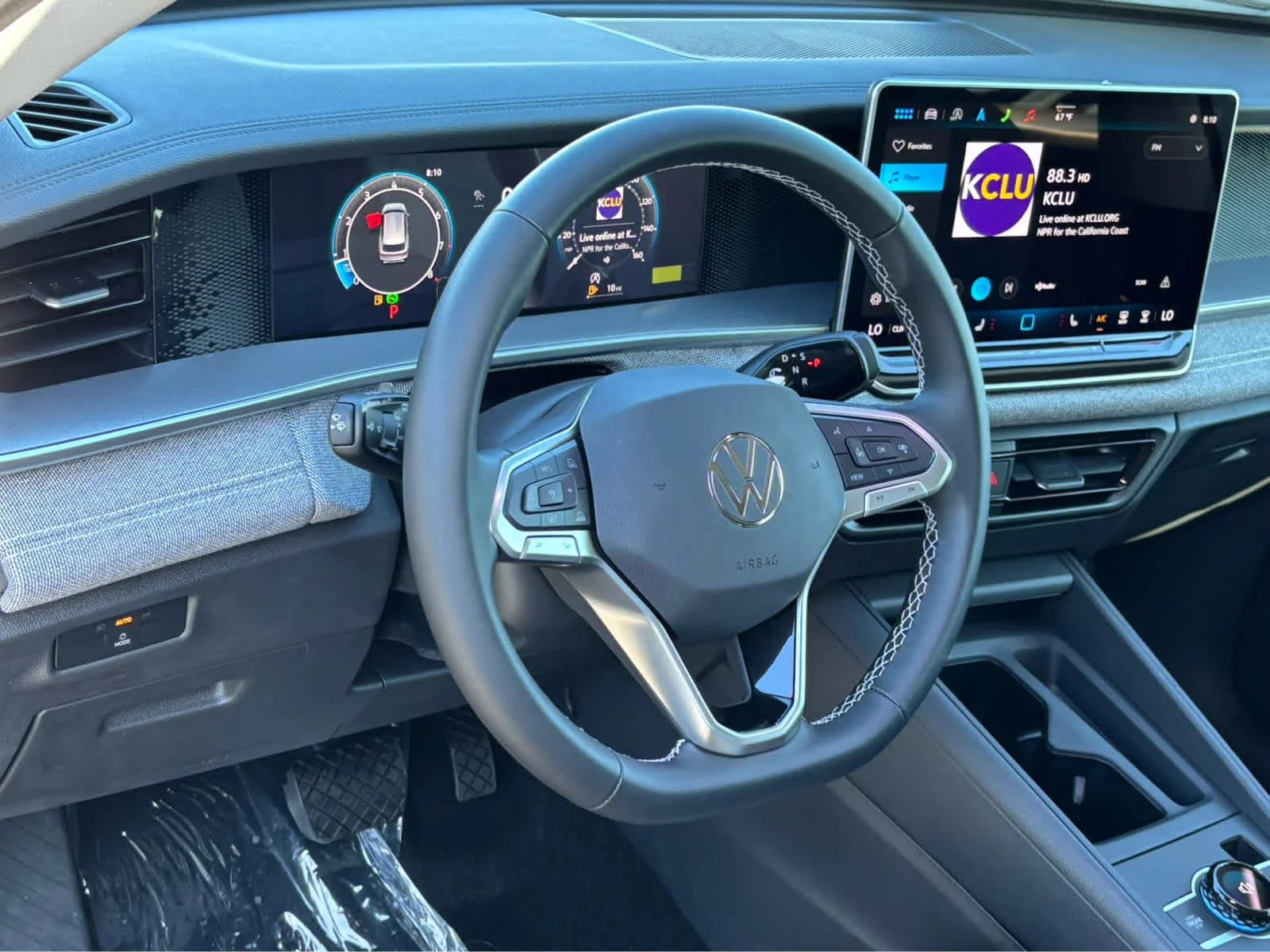 New 2026 PLATINUM GRAY Volkswagen S image 6