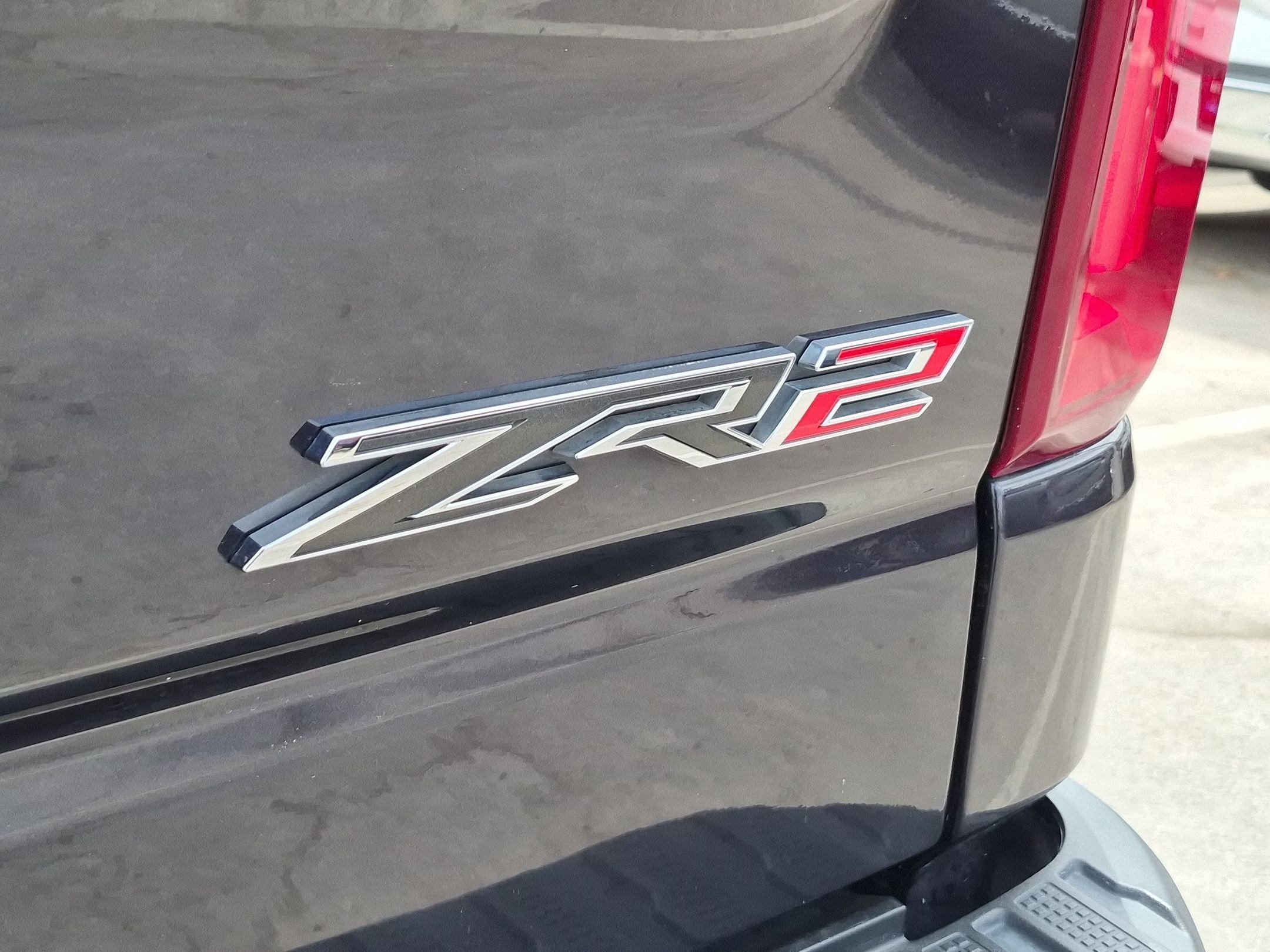 Used 2022 Dark Ash Metallic Chevrolet ZR2 image 28