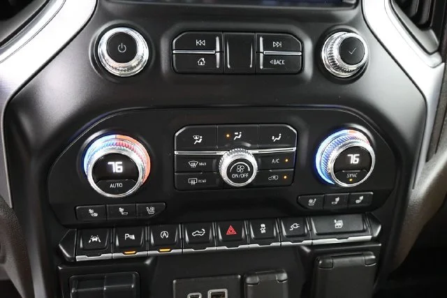 Used 2019 Gray GMC SLT image 33