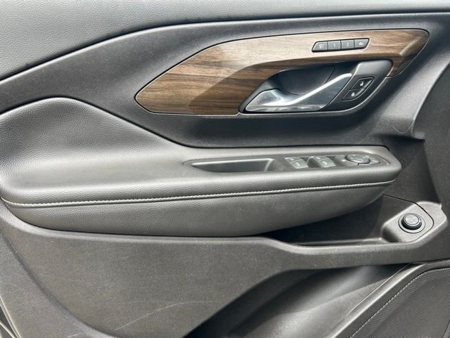 Used 2018 Black GMC Denali image 8