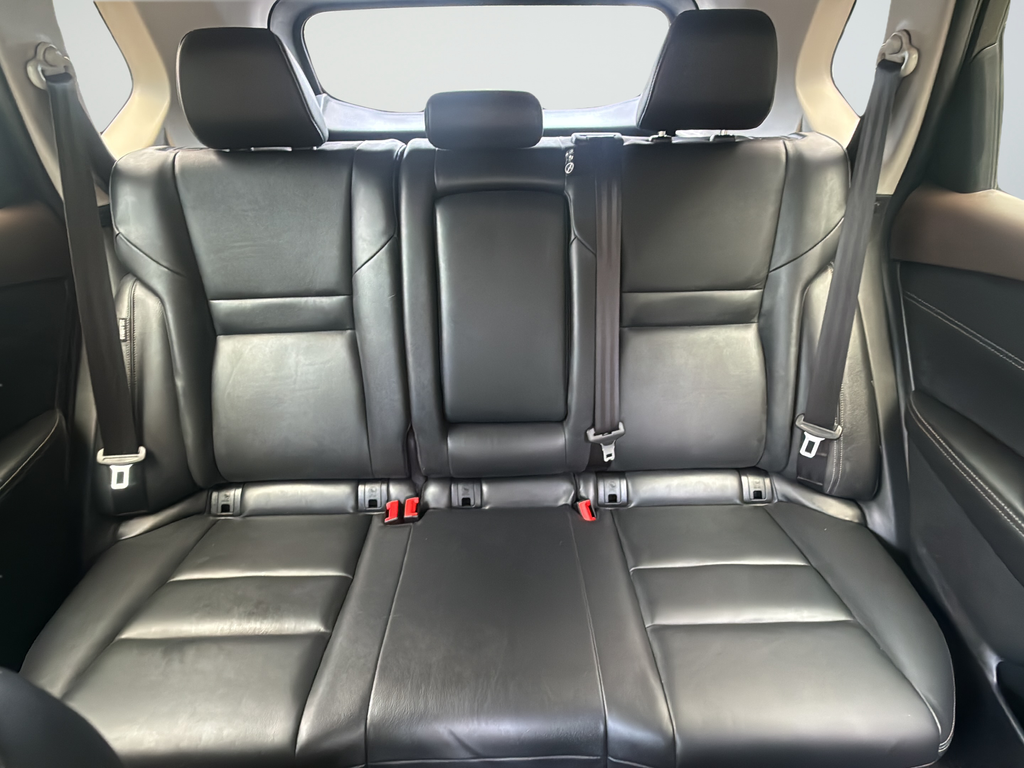 Used 2023 Blue Nissan SL image 21