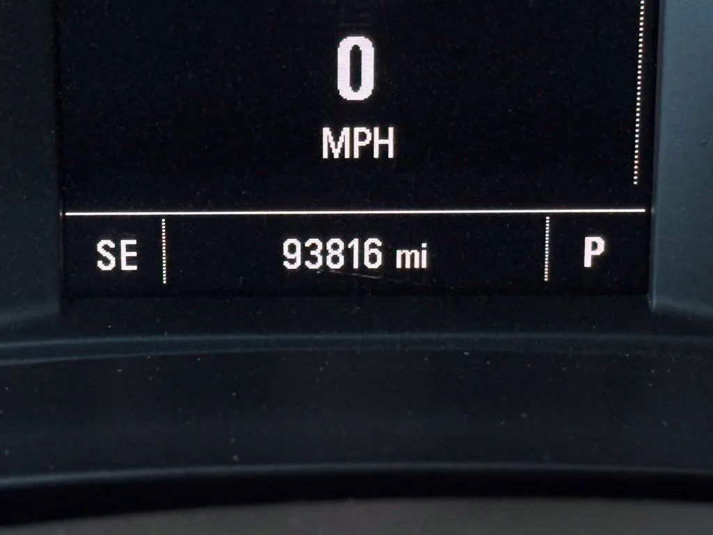 Used 2022 SUMMIT WHITE Chevrolet LT image 5