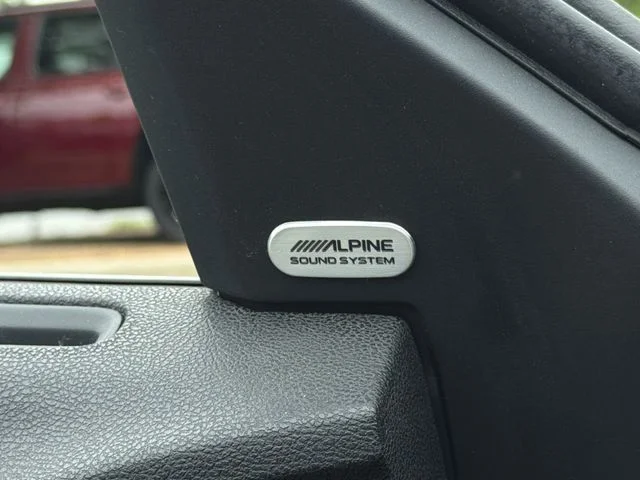 Used 2022 Purple Dodge R/T Scat Pack image 33