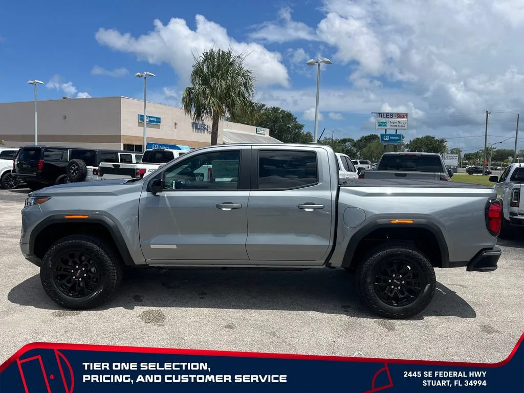 New 2026 Sterling Metallic GMC Elevation image 8