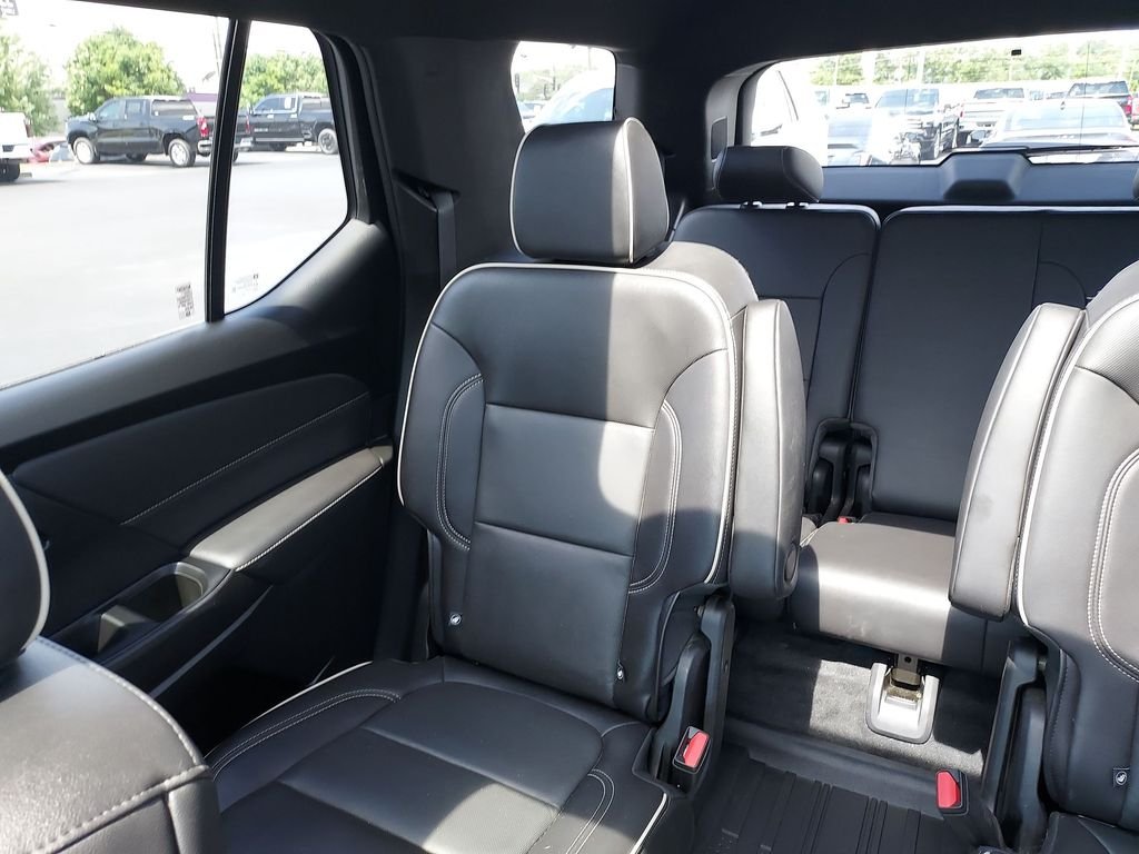 Used 2022 Black Chevrolet Premier image 12