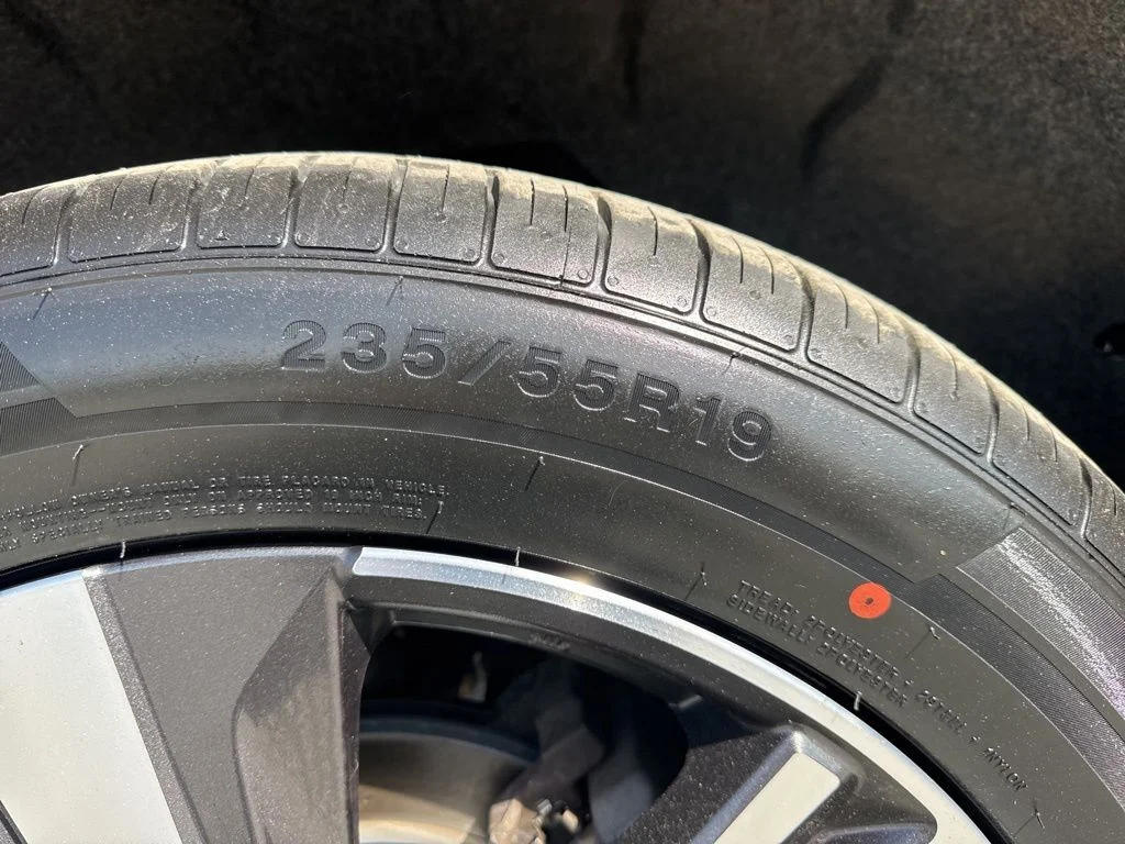 Used 2023 Gray Nissan SL image 31