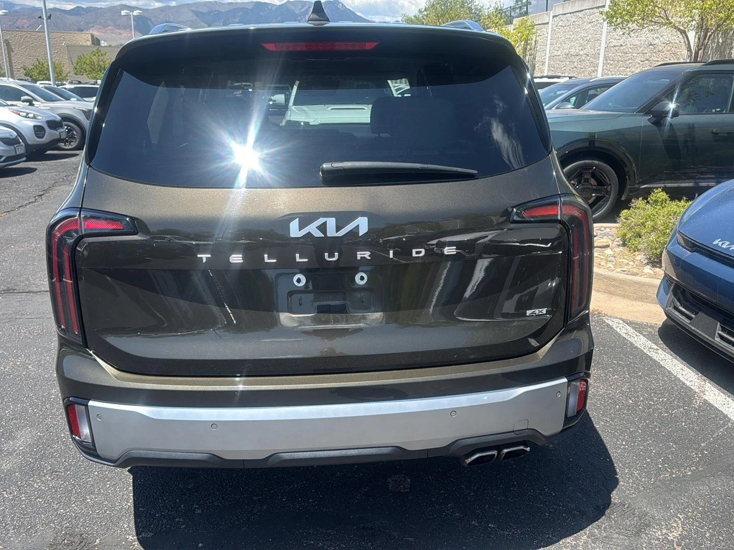 Used 2024 Dark Moss Kia SX image 5