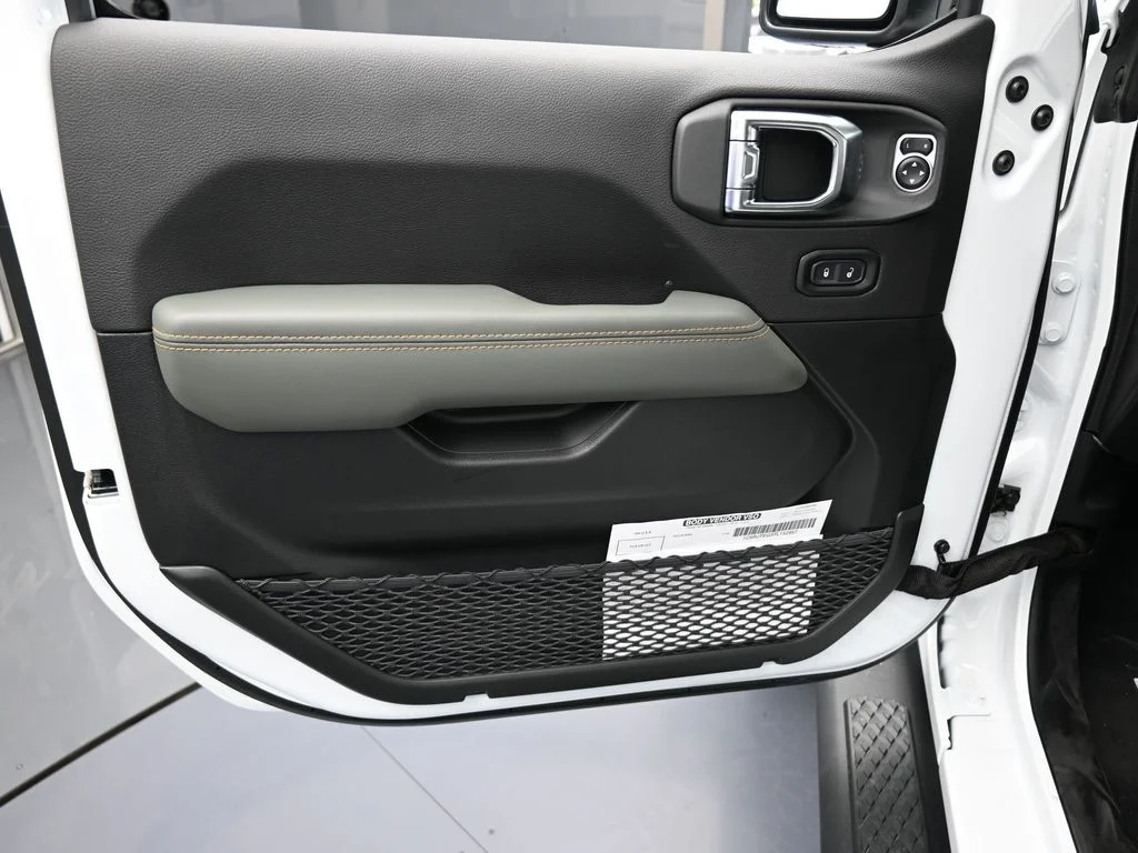 2026 Jeep Gladiator Mojave - Photo 12