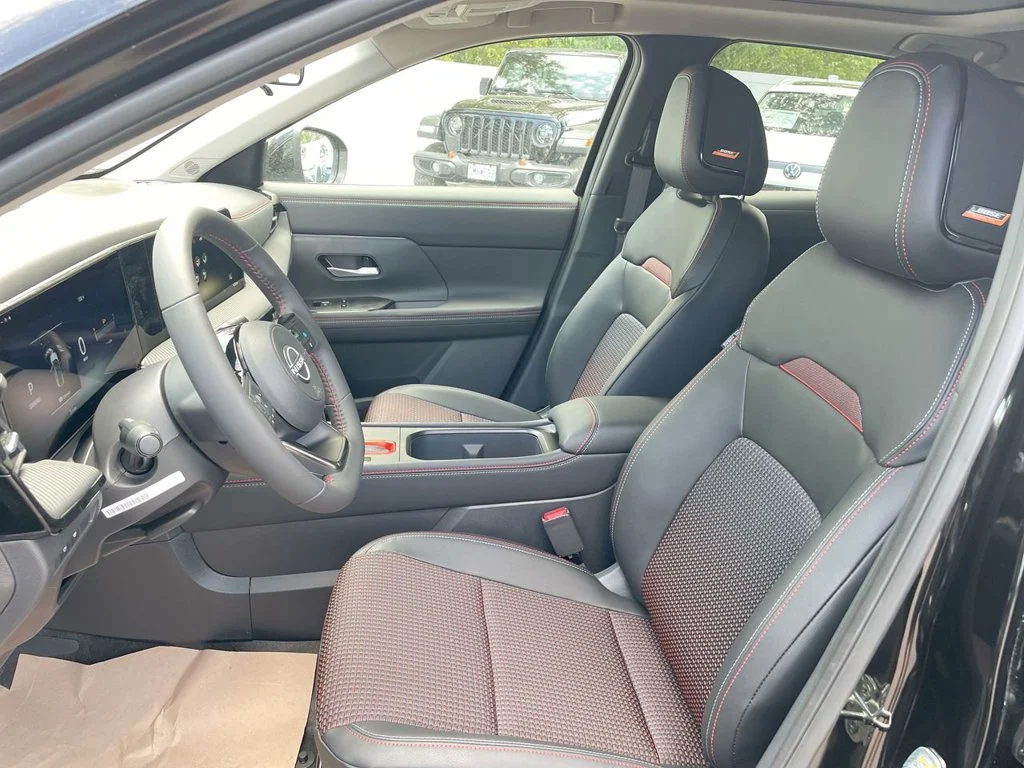 Certified Used 2026 Black Nissan SR image 55