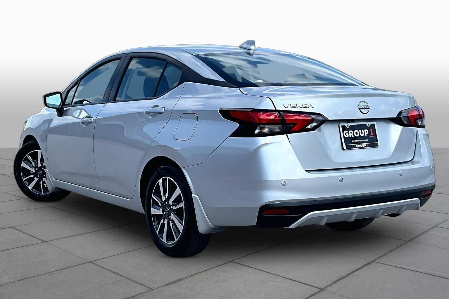 2025 Nissan Versa Sedan SV - Photo 12