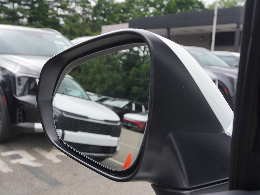 Used 2024 White Lexus 350 Base image 34