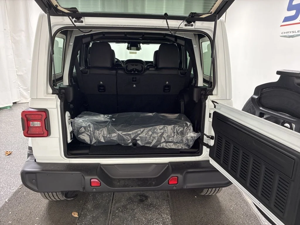 New 2026 White Jeep Sahara image 6