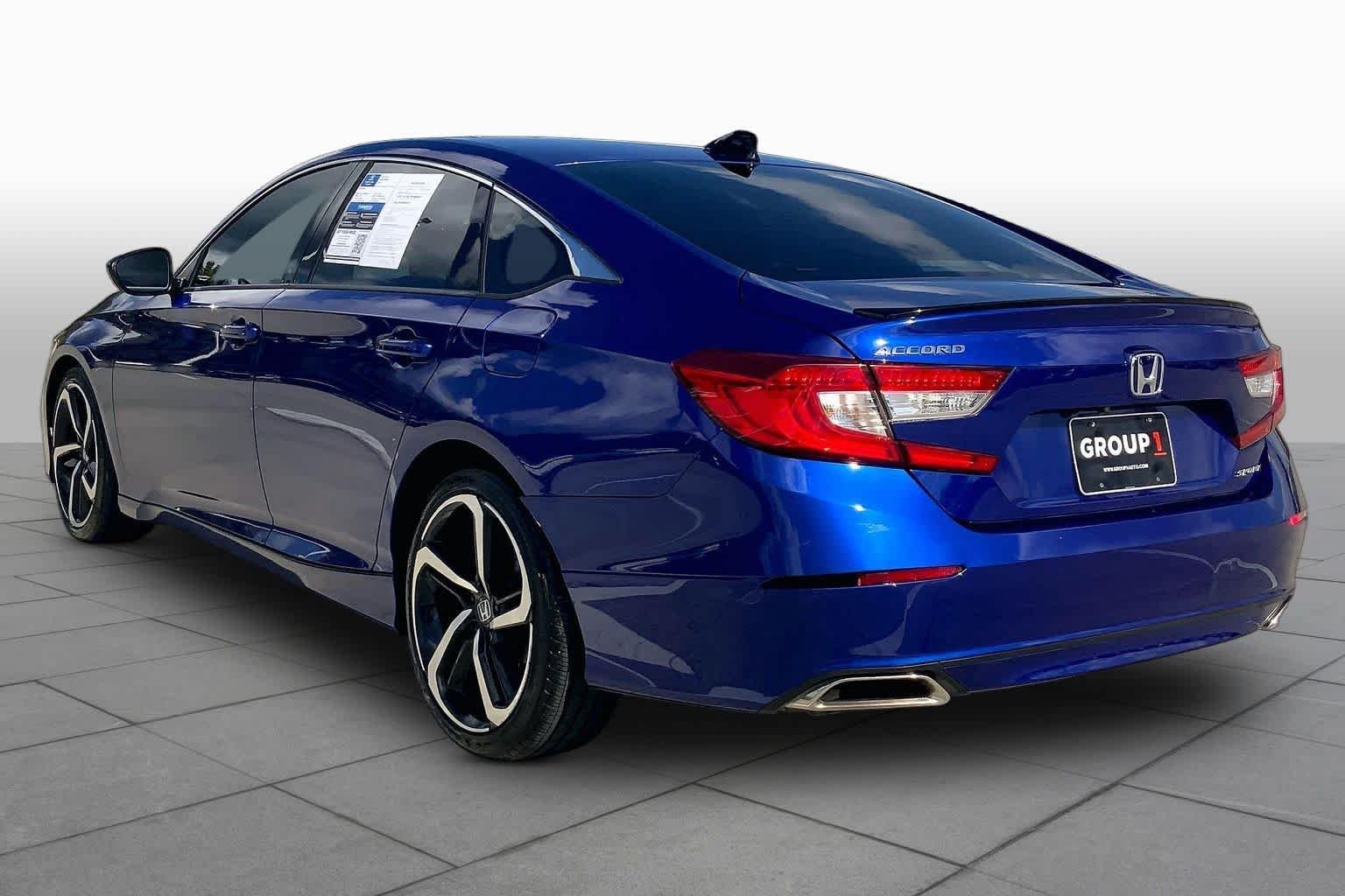 Used 2021 Still Night Pearl Honda Sport image 12
