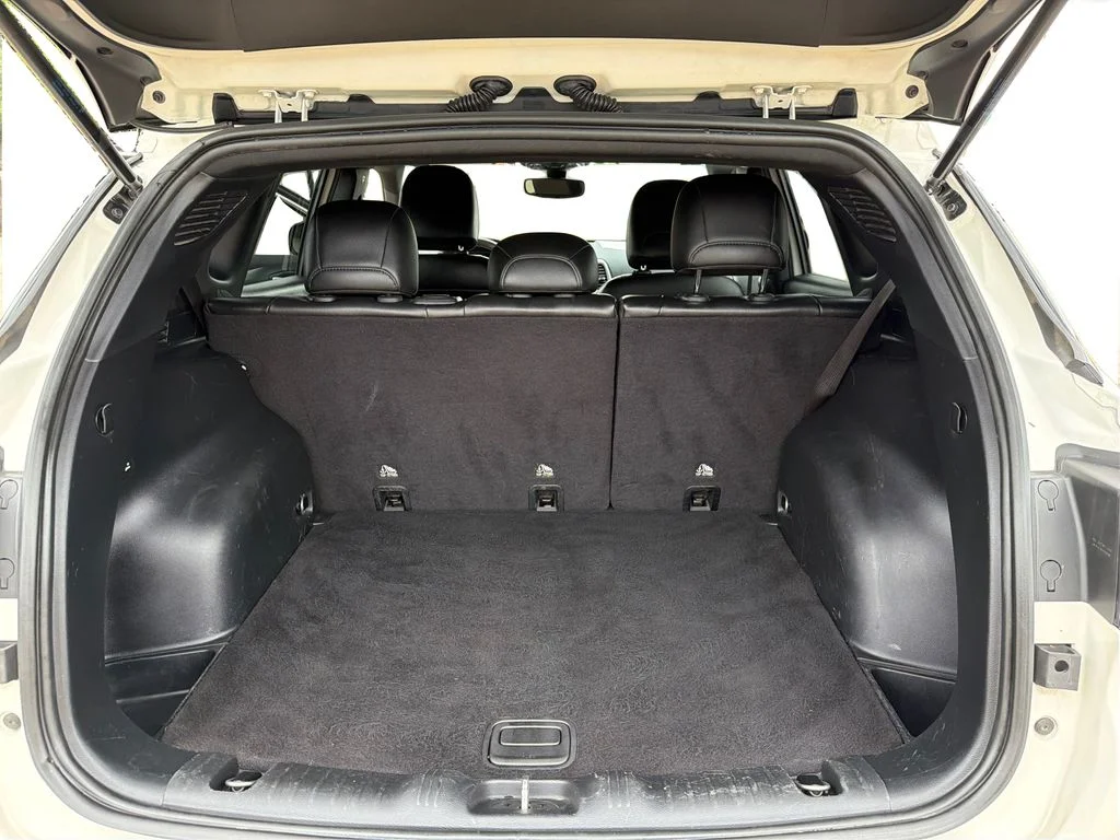 Used 2021 White Clearcoat Jeep 80th Anniversary image 13