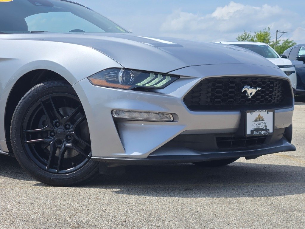 Used 2023  Ford EcoBoost Premium image 2