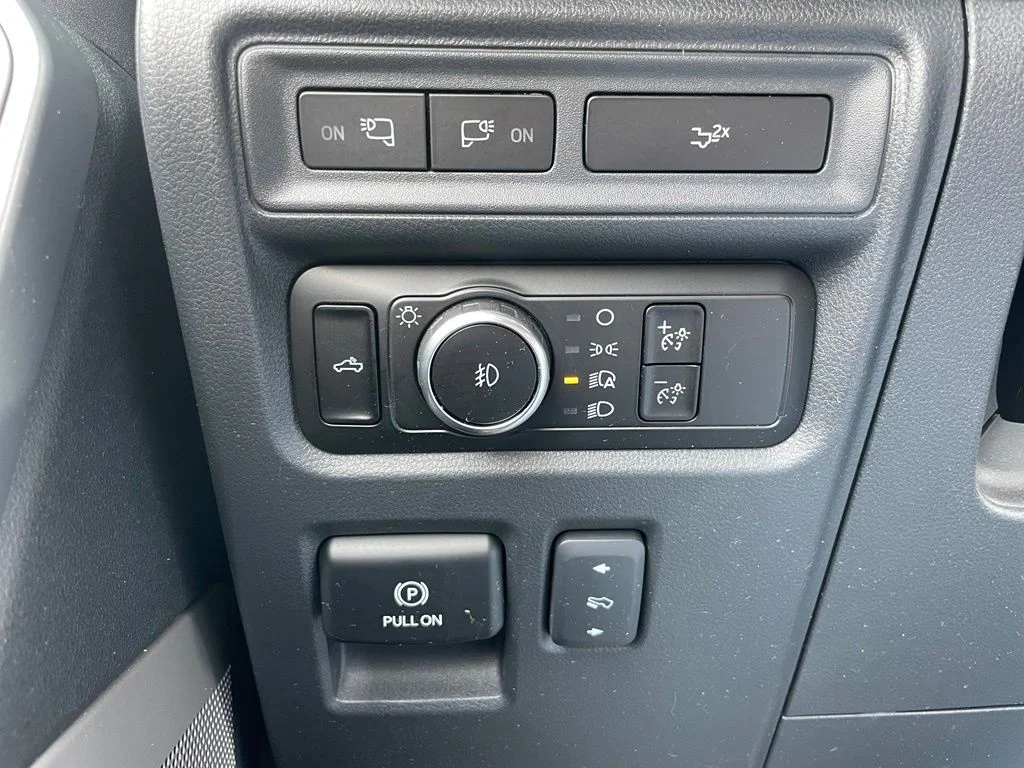 Used 2023 Stone Gray Metallic Ford Lariat image 45