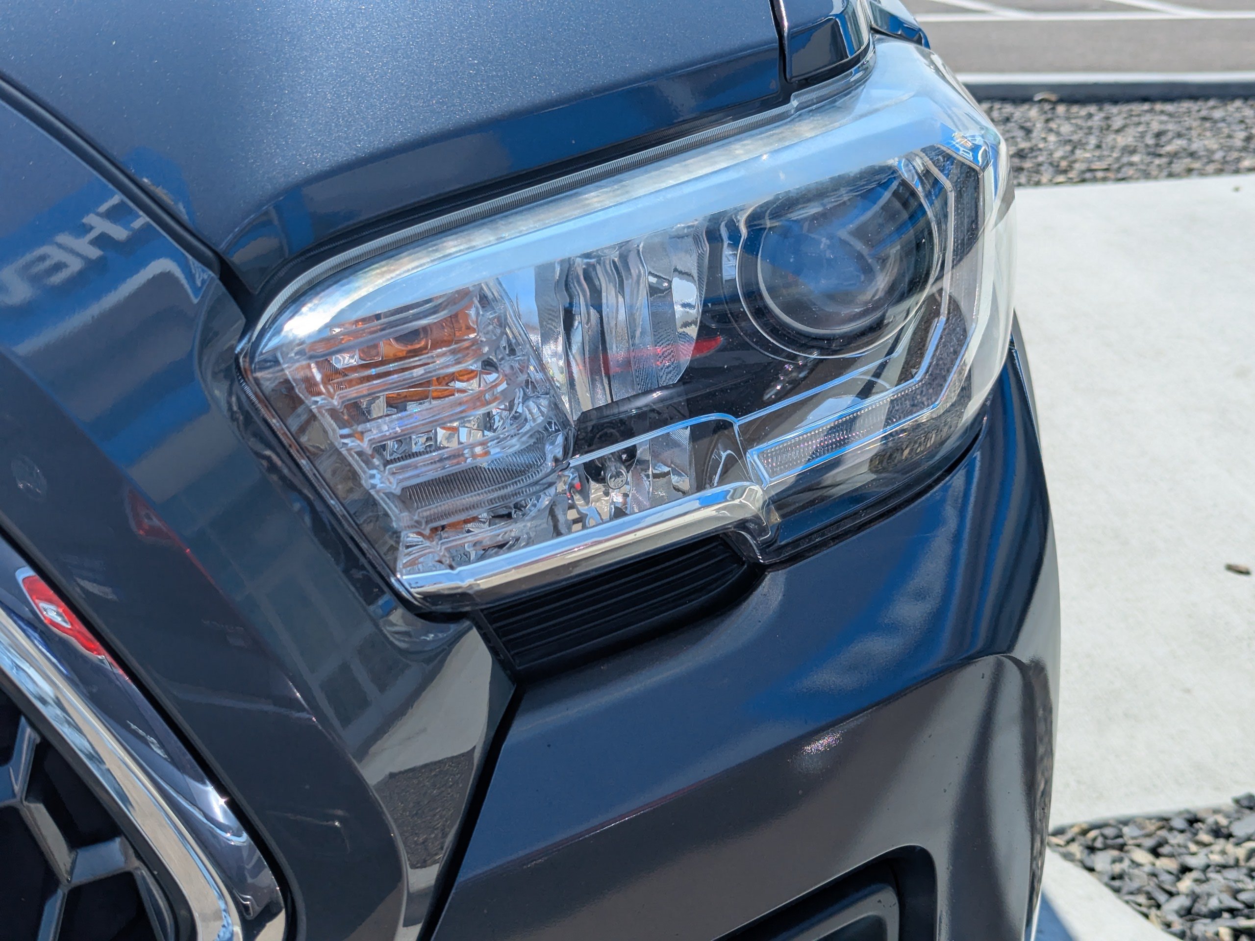 Used 2018  Toyota SR image 40
