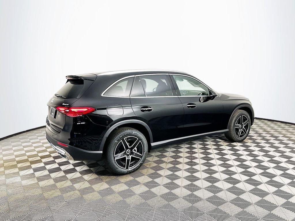 New 2026 Black Mercedes-Benz GLC 300 image 6
