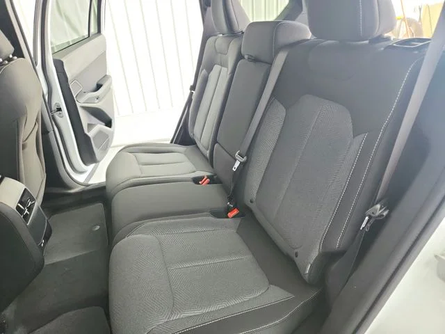 New 2026 Bright White Clear-Coat Exterior Paint Jeep Laredo image 32