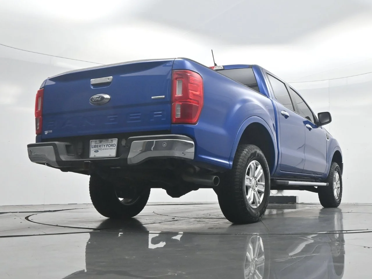 Used 2019 Lightning Blue Metallic Ford XLT image 50