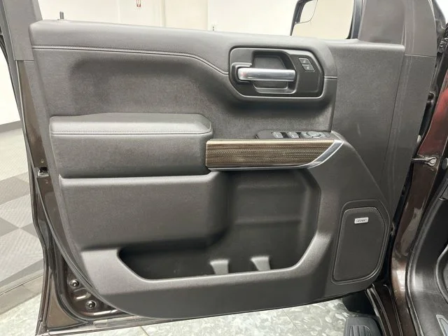 Used 2019 Havana Brown Metallic Chevrolet RST image 6