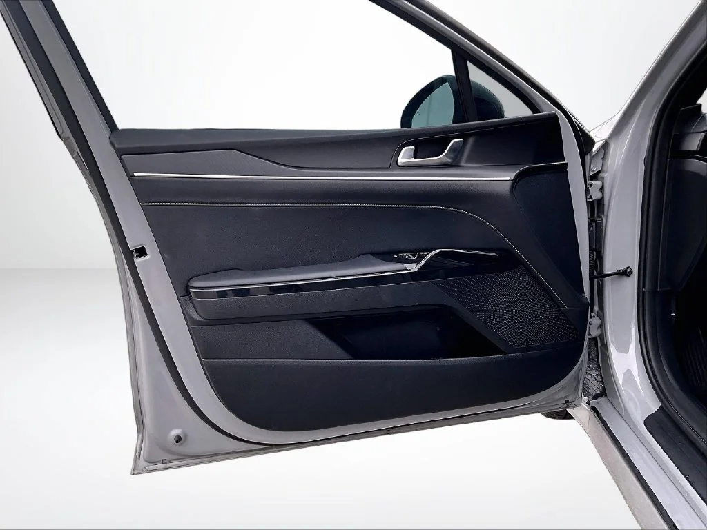 Used 2025 Gray Kia GT-Line image 24
