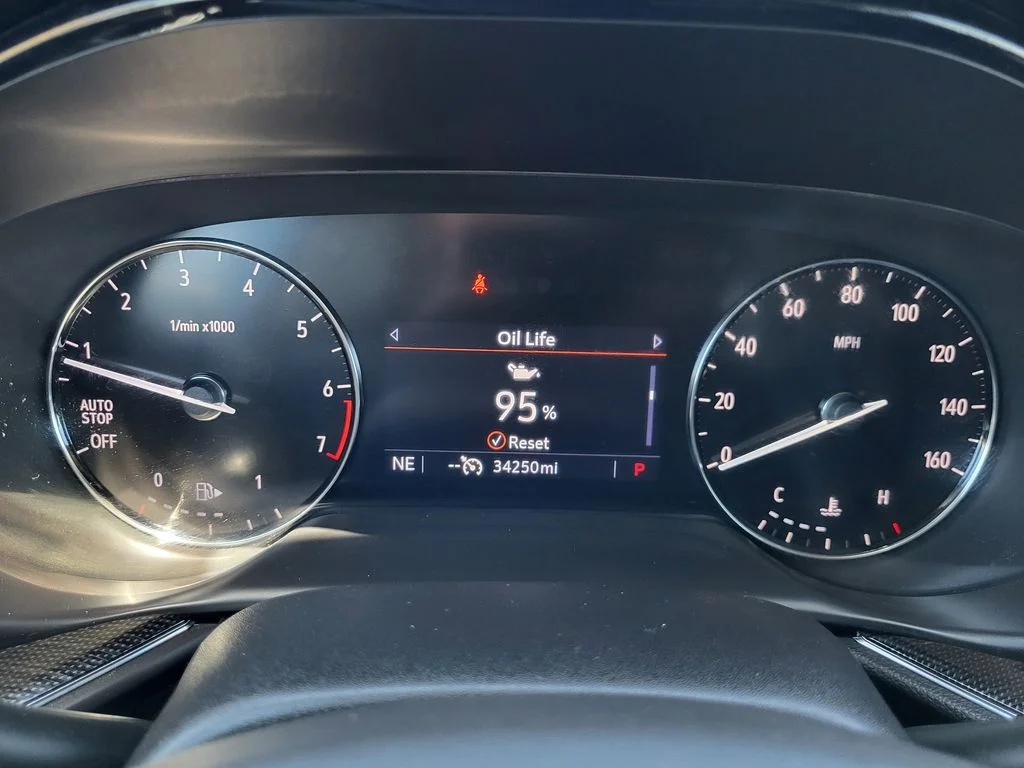 Used 2021 CINNABAR METALLIC Buick Preferred image 12