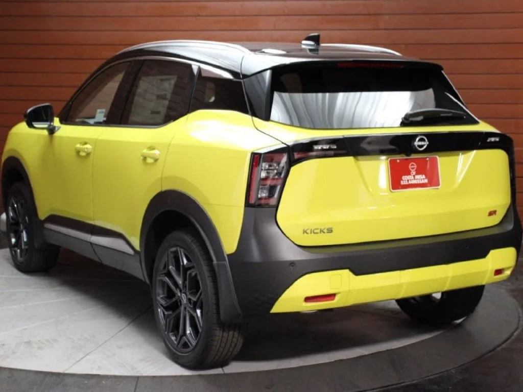 2026 Nissan KICKS SR - Photo 21