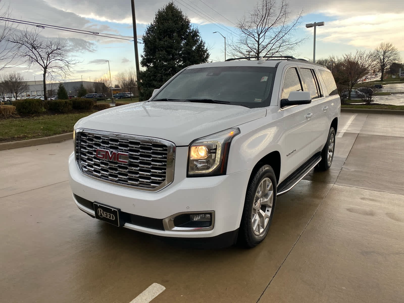 Used 2018 GMC Yukon XL SLT with VIN 1GKS2GKC2JR180862 for sale in Kansas City