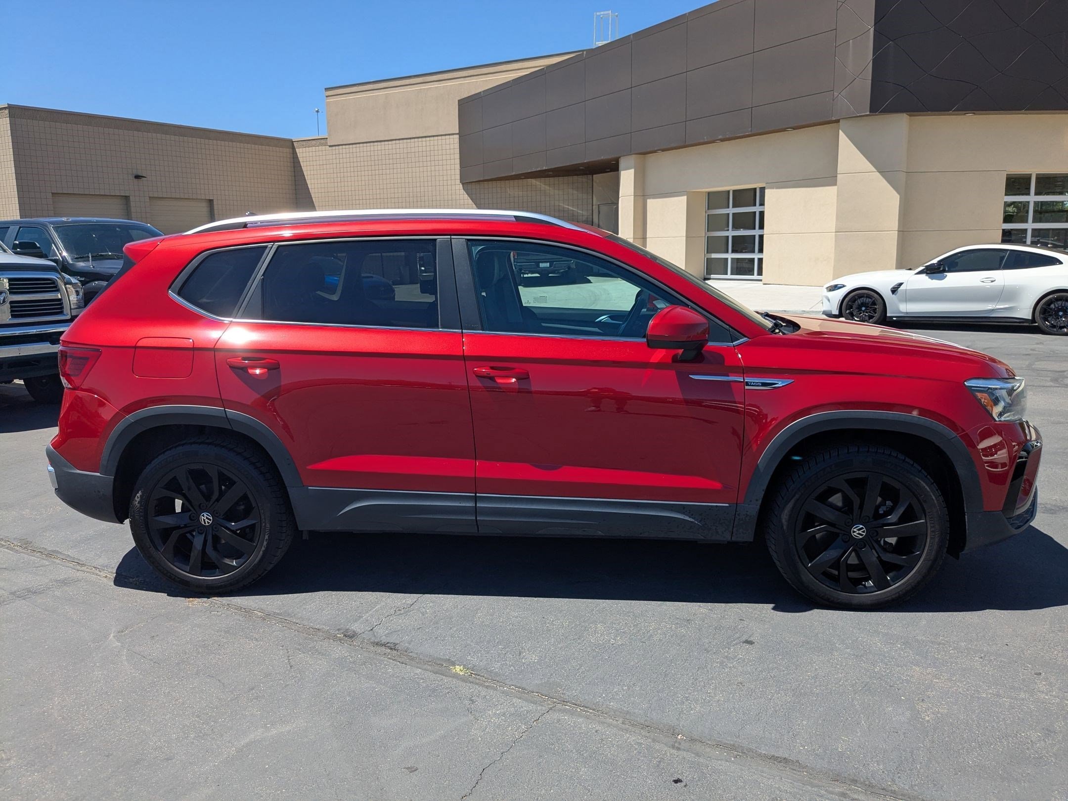 3VVLX7B20NM067381