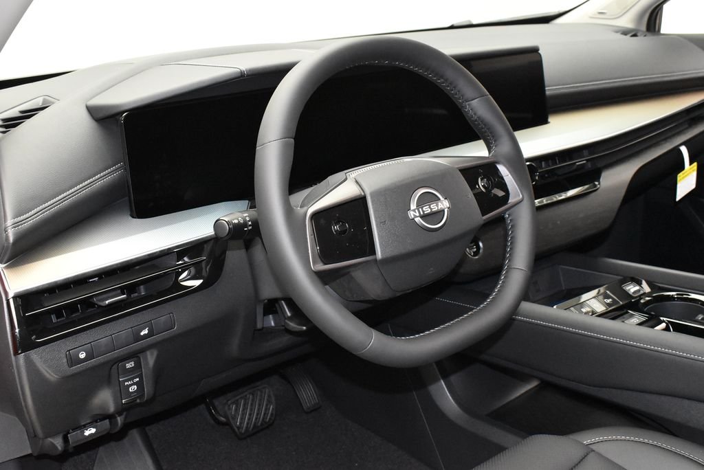 New 2026 Scarlet Ember Tintcoat Nissan SL image 17