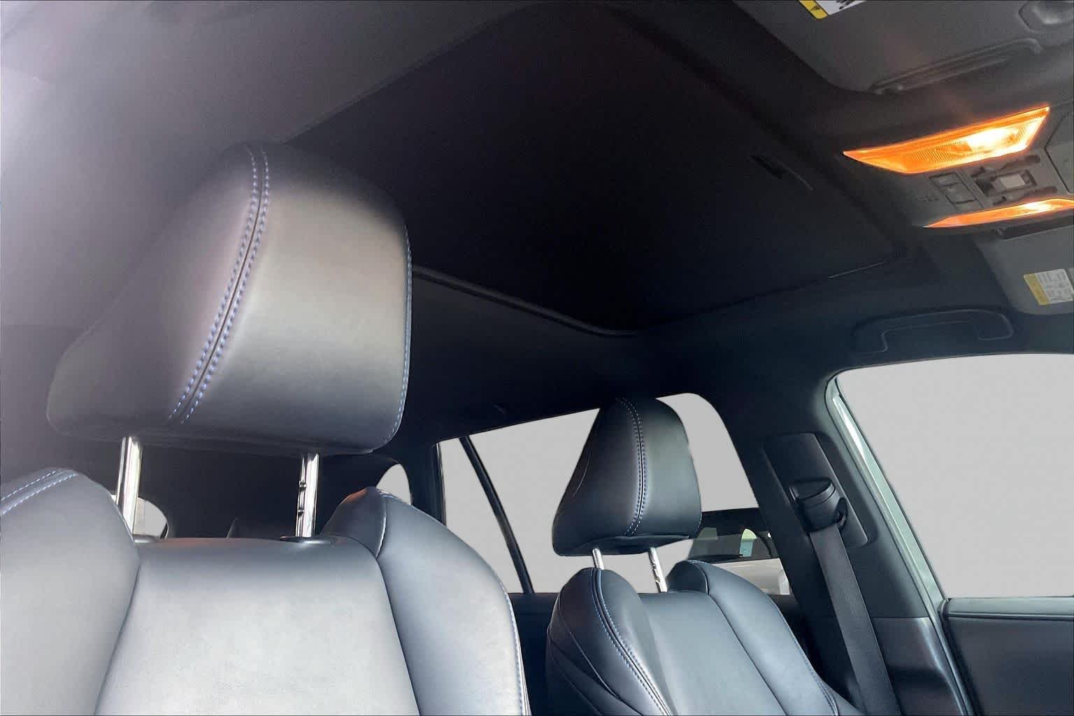 2021 Toyota RAV4 XSE - Photo 14