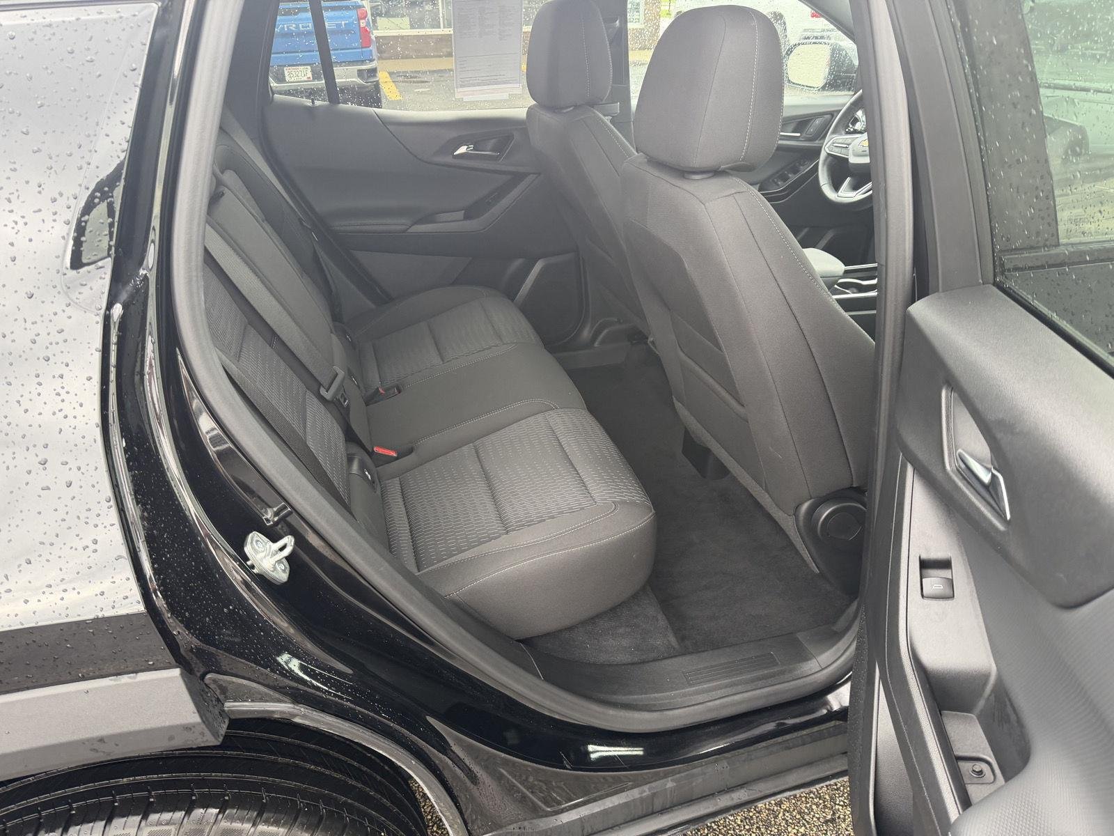 Used 2025 Mosaic Black Metallic Chevrolet LT image 20