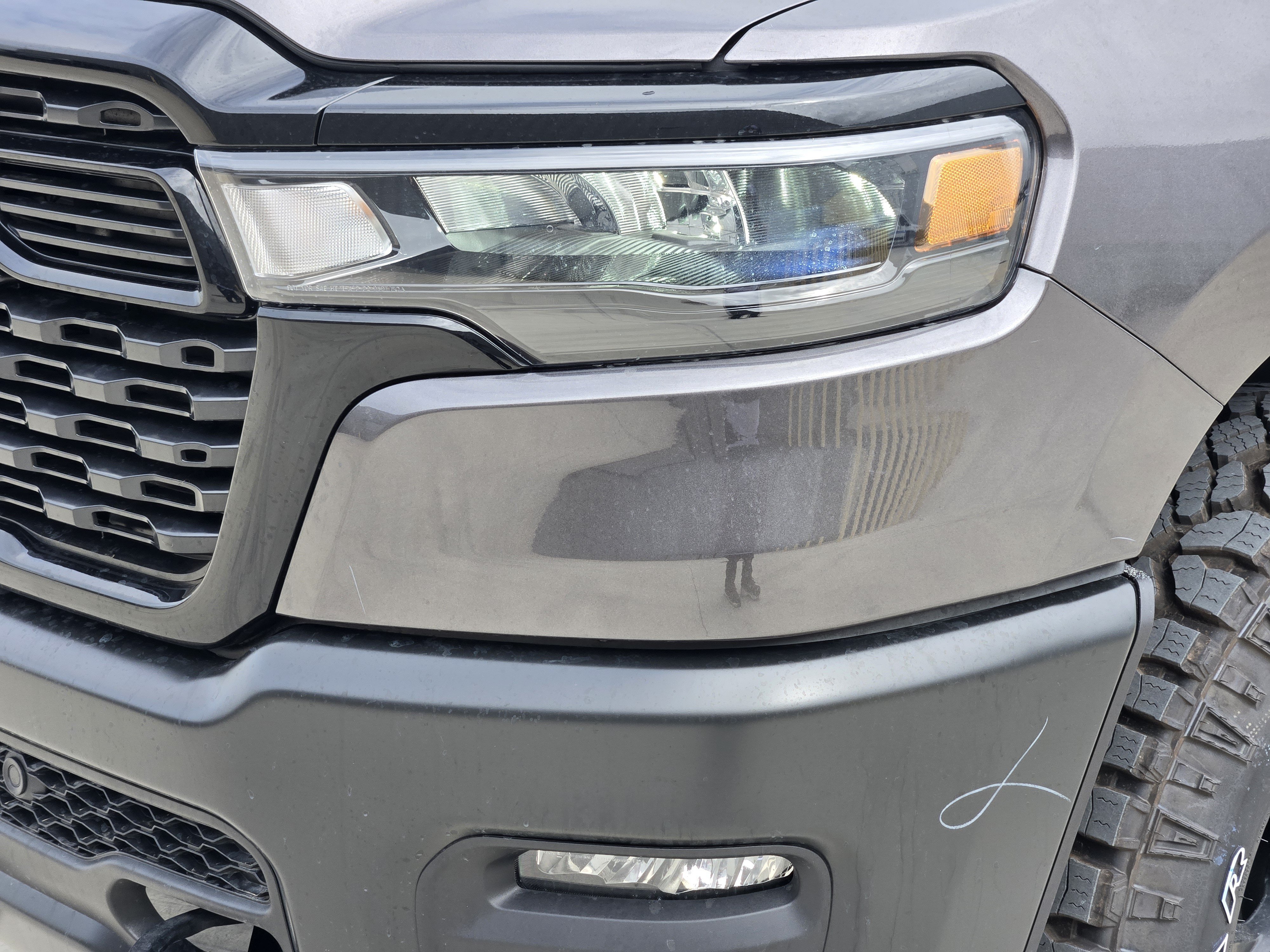 New 2026 Granite Crystal Metallic Clear-Coat Exterior Paint RAM Warlock image 7