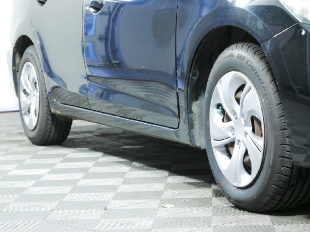 Used 2013 Black Honda LX image 8