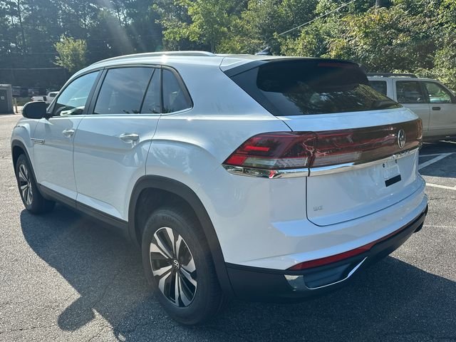 New 2026 White Volkswagen SE image 7