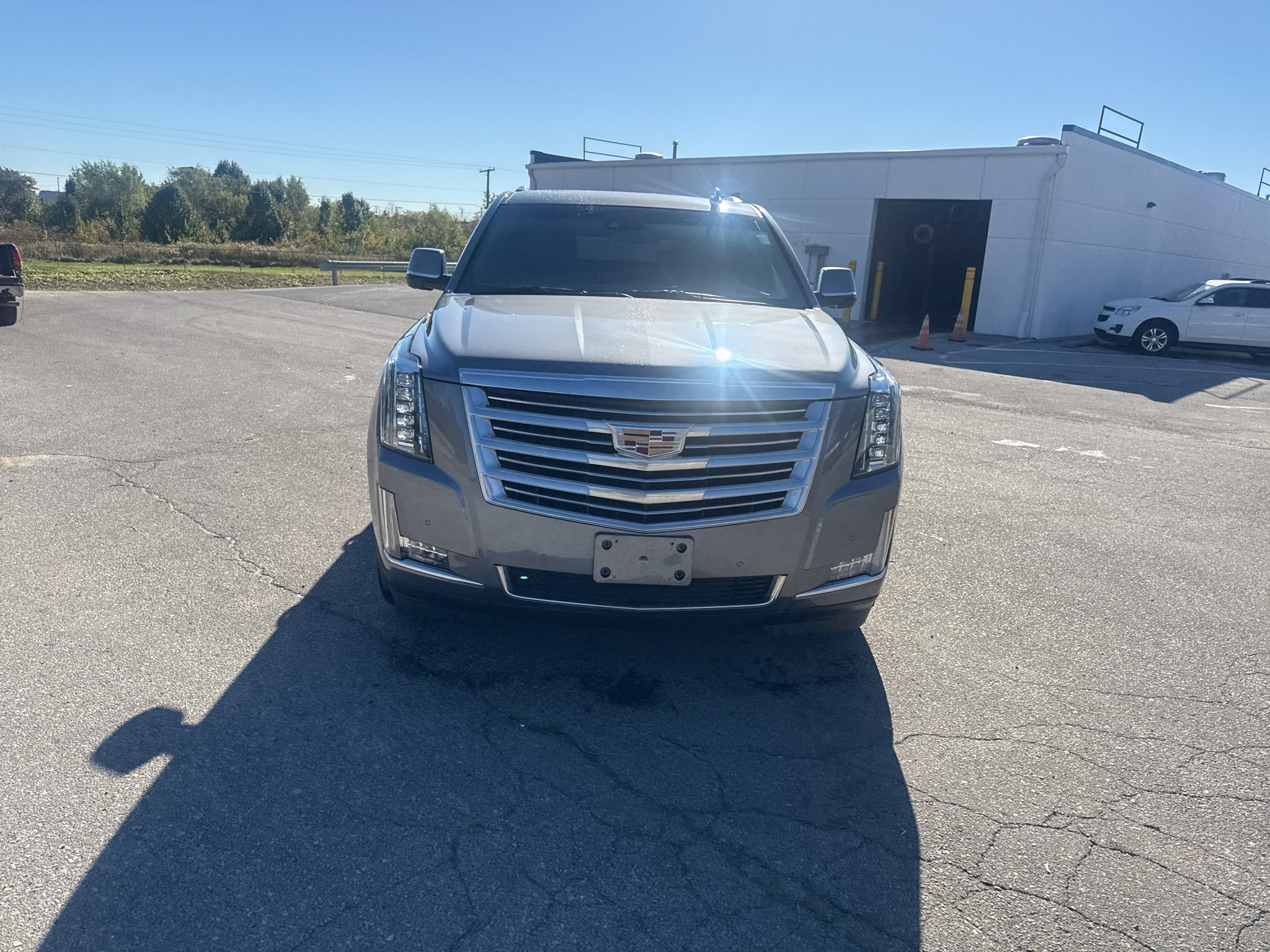 Used 2019 SATIN STEEL METALLIC Cadillac Platinum image 9