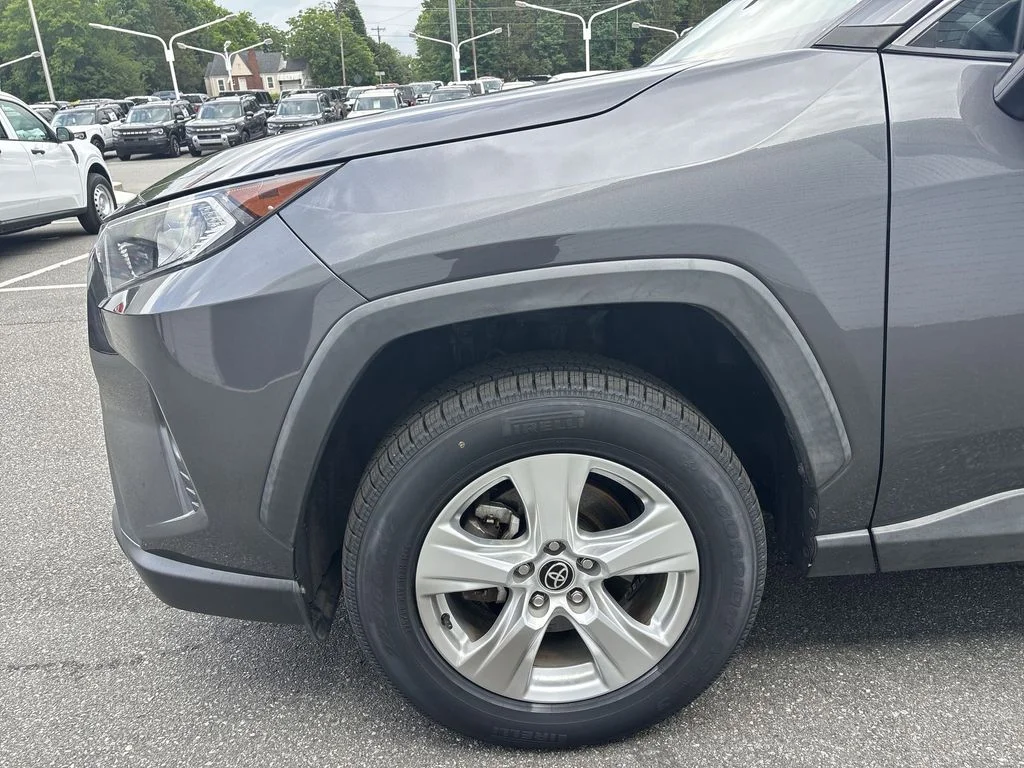 Used 2021 Gray Toyota XLE image 18