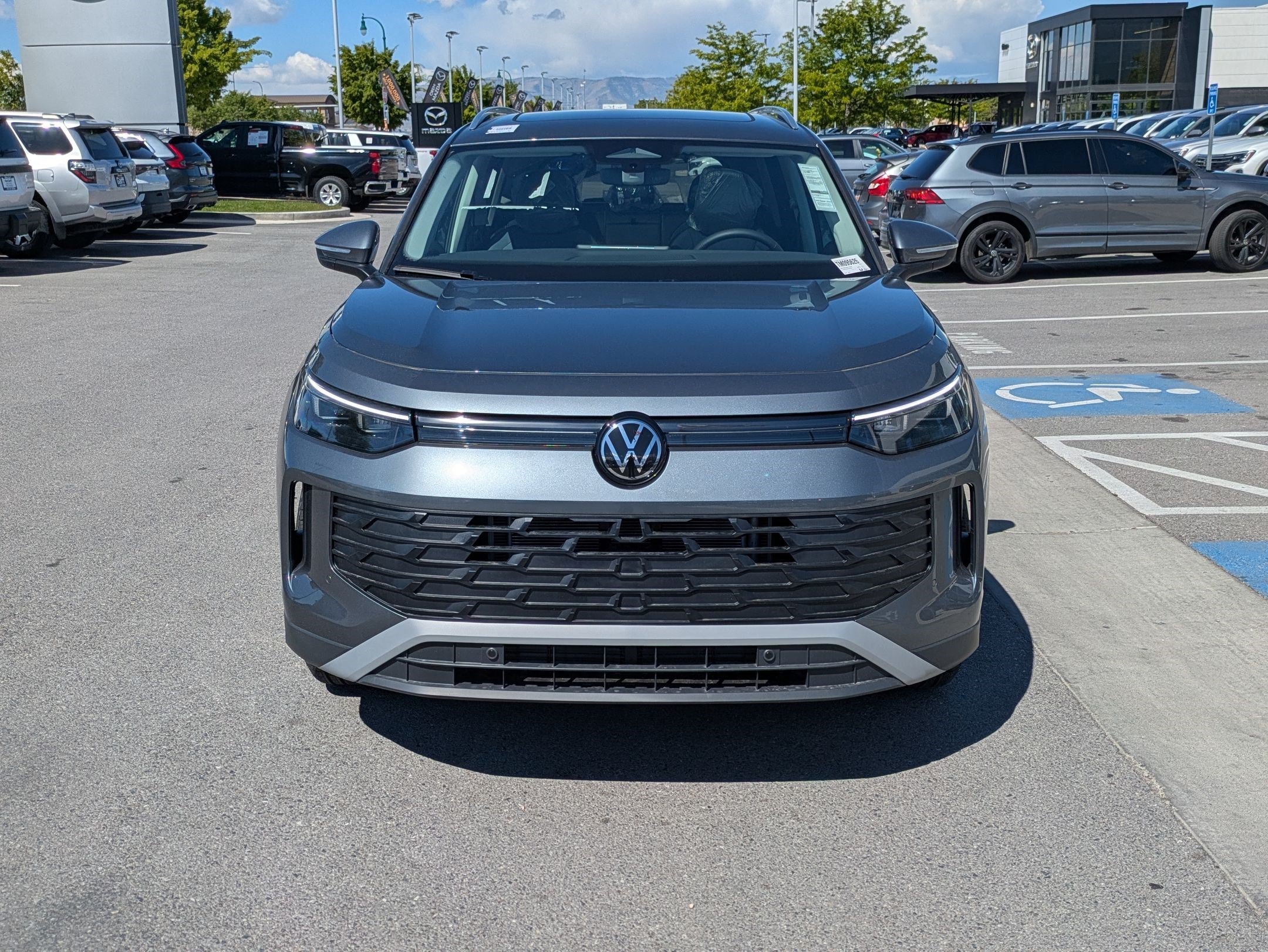 New 2026 Platinum Gray Metallic Volkswagen SE image 9