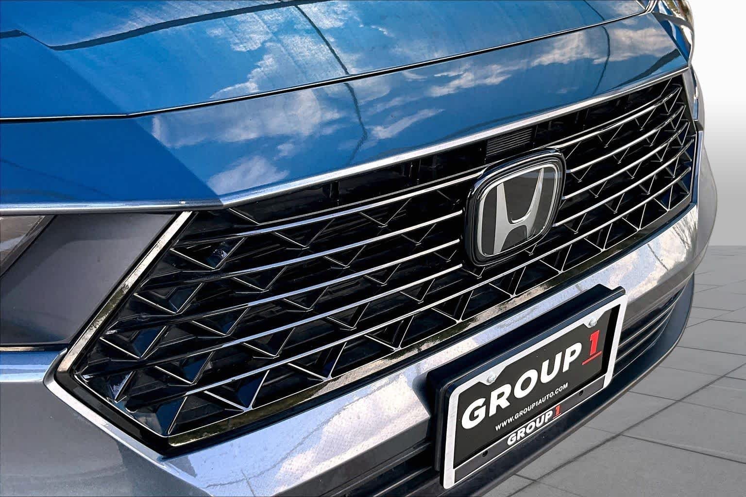 Certified Used 2024 Meteorite Gray Metallic Honda EX image 30